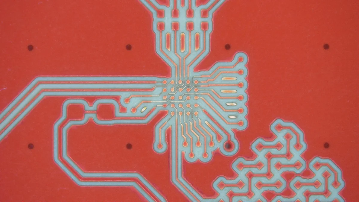 Fine fanout traces on the unassembled WLCSP25 board